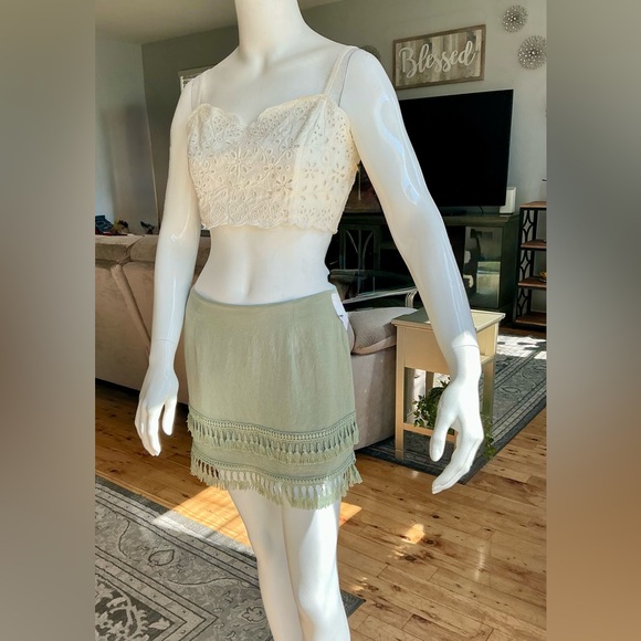 Lulus Sekera Sage Green Tassel Trim Fitted Mini Skirt Womans/Junior Size Small - Picture 16 of 16